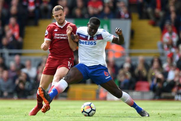 与球迷关注 与球迷关注